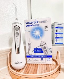 Tăm nước Waterpik Cordless Advanced WP-560